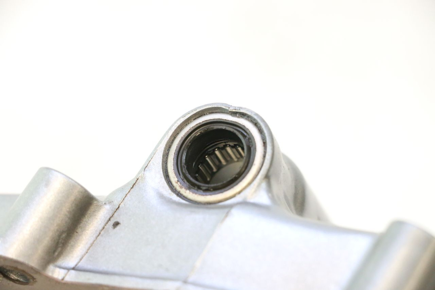 photo de TAPA DE EMBRAGUE KAWASAKI ZZR 600 (1995 - 2004) - Primer plano de alta resolución