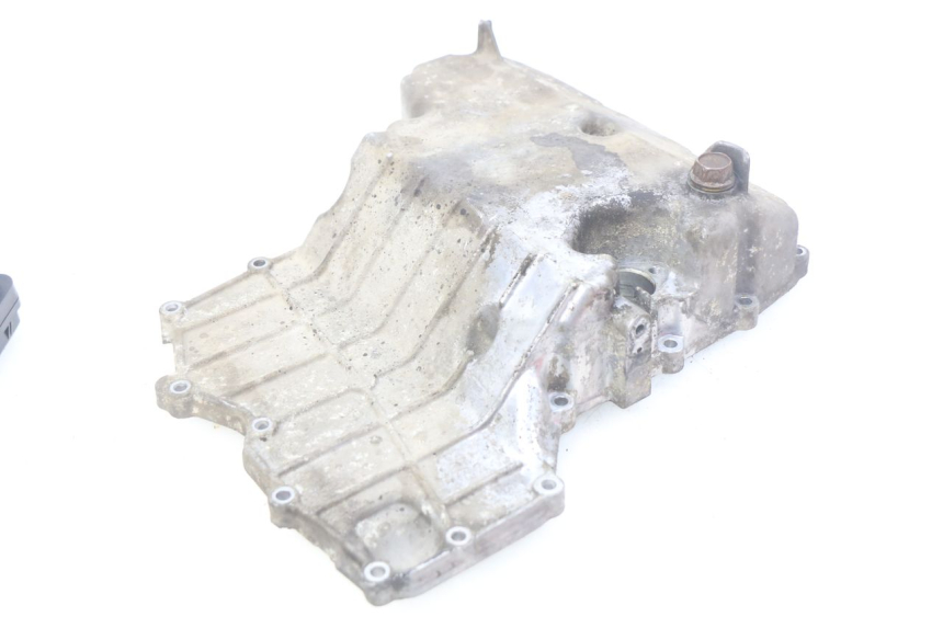 photo de CÁRTER DE ACEITE YAMAHA FJR ABS 1300 (2006 - 2012) - Primer plano técnico