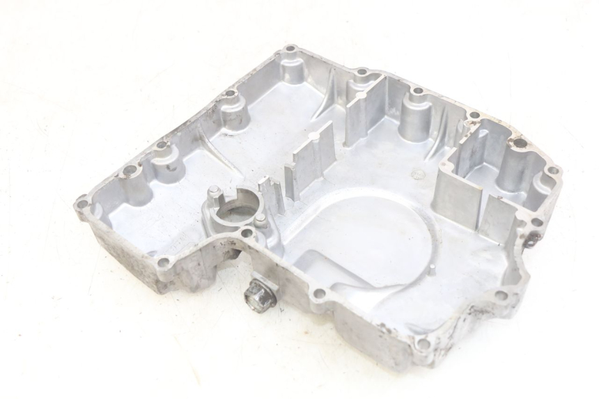 photo de CÁRTER DE ACEITE YAMAHA FZS FAZER 600 (1998 - 2001) - Primer plano técnico