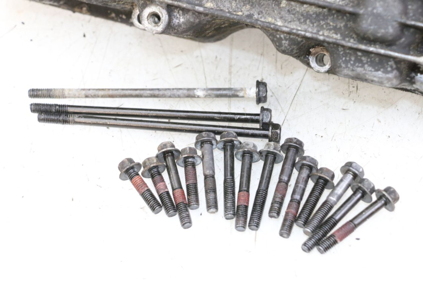 photo de ACEITE PAN KAWASAKI GTR 1000 (1994 - 2004) - Detalles de los puntos de fijación