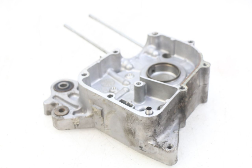 photo de CARTER MOTOR DERECHO KYMCO AGILITY 16+ 4T 50 (2018 - 2023) - Detalle de la pieza