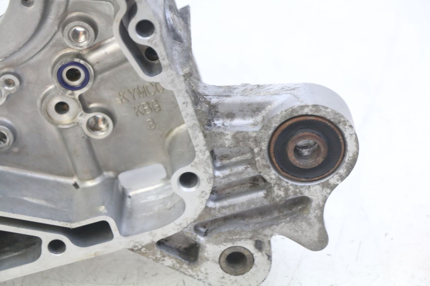 photo de CARTER MOTOR DERECHO KYMCO AGILITY 16+ 4T 50 (2018 - 2023) - Vista general del producto