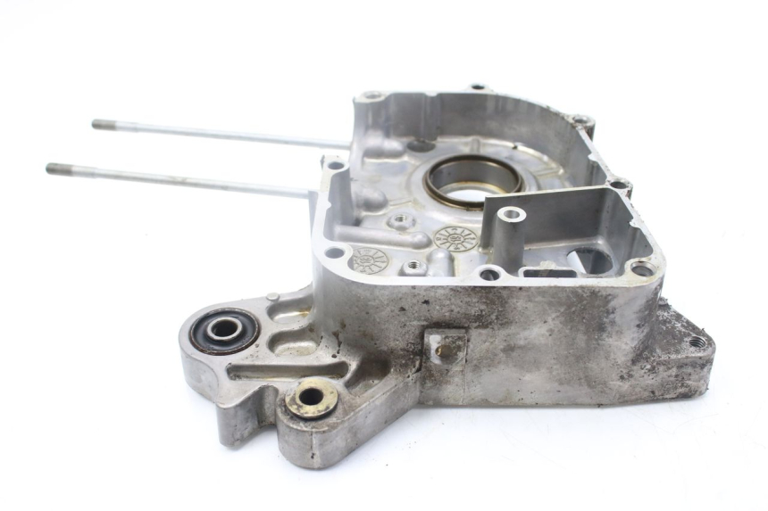 photo de CARTER MOTOR DERECHO KYMCO AGILITY DELIVERY 4T 50 (2018 - 2023) - Detalles de los puntos de fijación