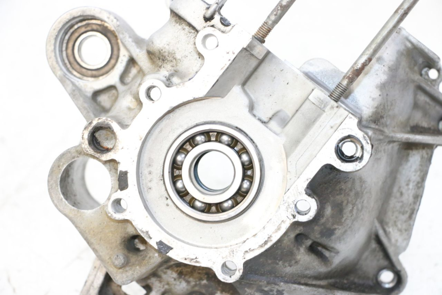 photo de CARTER MBK BOOSTER SPIRIT NAKED 50 (2004 - 2017) - Otra perspectiva