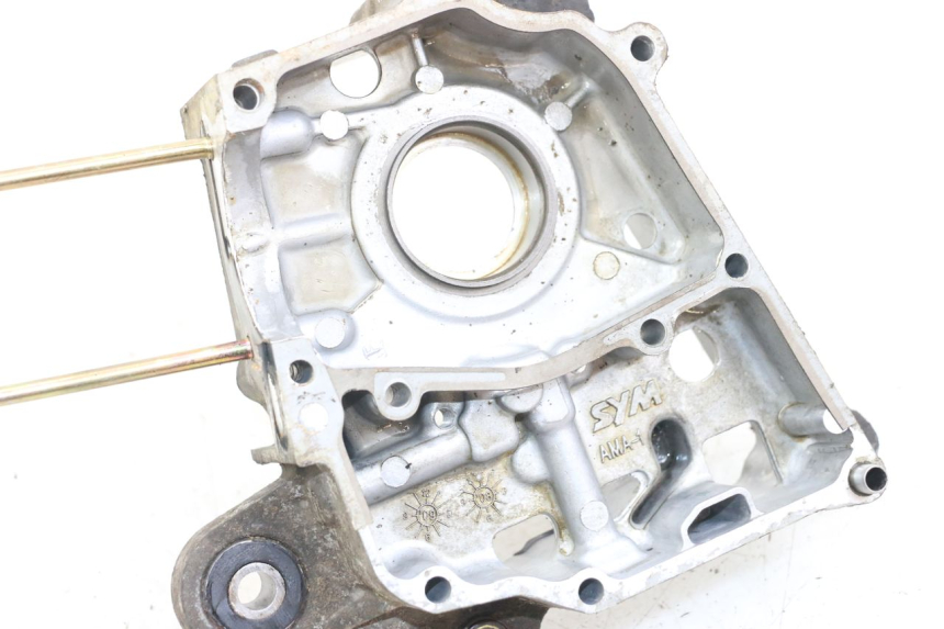 photo de CARTER MOTOR DERECHO SYM FIDDLE 2 50 (2008 - 2013) - Otra perspectiva