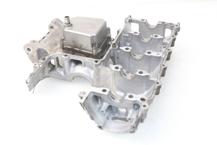 photo de CARTER SUZUKI GSX-R GSXR 600 (2001 - 2003) - Primer plano técnico