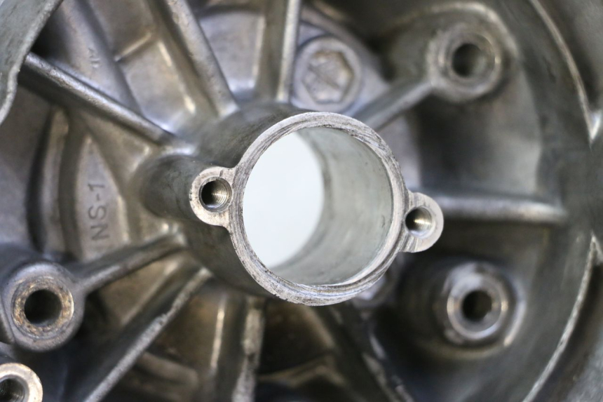 photo de CARTER PEUGEOT KISBEE 2T 50 (2018 - 2022) - Detalle de la pieza