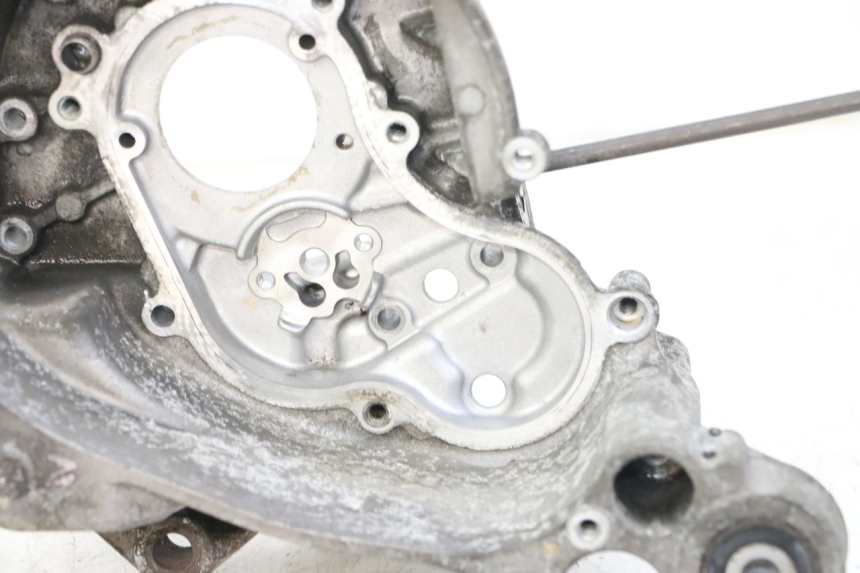 photo de CARTER MOTOR DERECHO MBK MW TRYPTIK 125 (2014 - 2016) - Detalles de los puntos de fijación