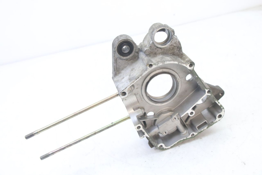 photo de CARTER PEUGEOT VIVACITY 125 (2010 - 2017) - Detalles de los puntos de fijación