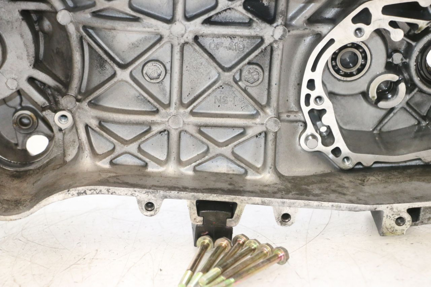 photo de CARTER IZQUIERDO PEUGEOT CITYSTAR 2T 50 (2018 - 2021) - Características distintivas