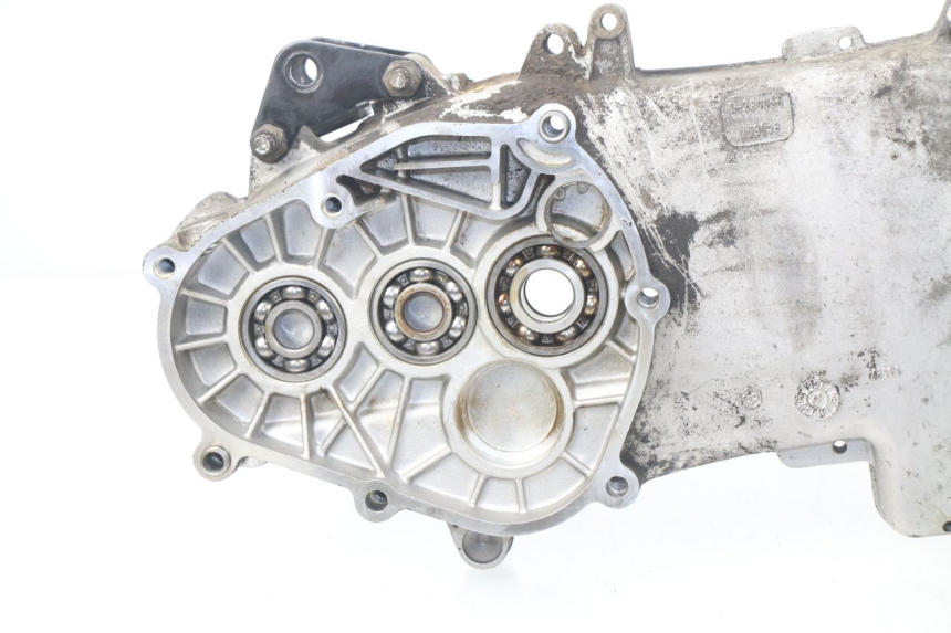 photo de CARTER IZQUIERDO PIAGGIO FLY 125 (2005 - 2012) - Características distintivas