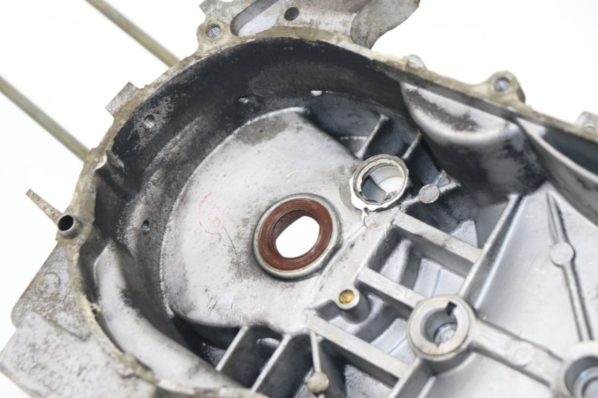 photo de CARTER IZQUIERDO REVATTO FUTURA GT 125 (2006 - 2008) - Zoom estado de uso