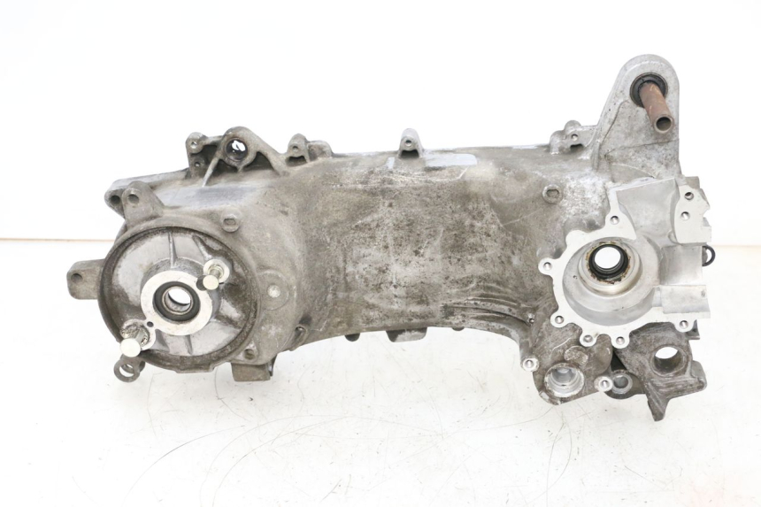 photo de CARTER IZQUIERDO PEUGEOT KISBEE 2T 50 (2010 - 2017) - Características distintivas