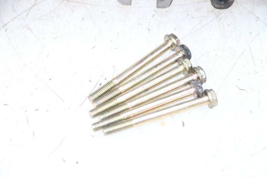 photo de CARTER IZQUIERDO PEUGEOT KISBEE 2T 50 (2010 - 2017) - Enfoque en la estructura