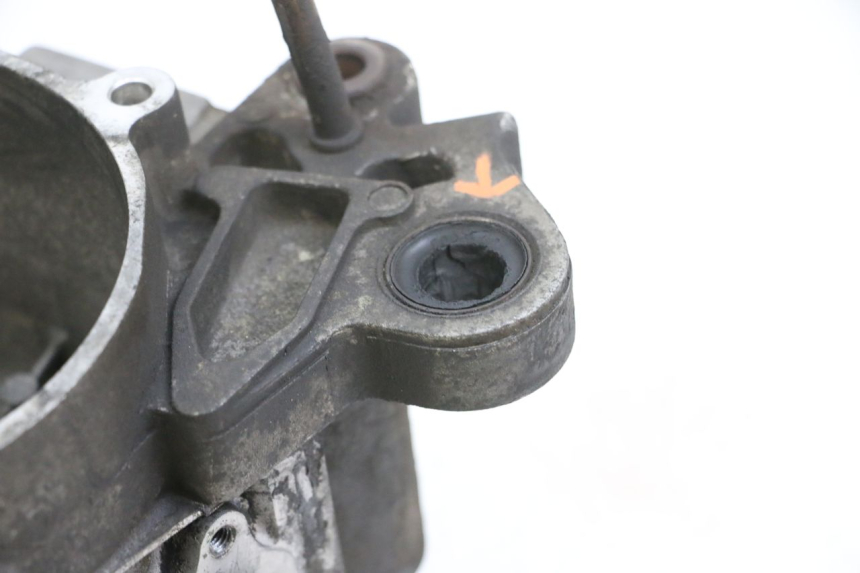 photo de CARTER IZQUIERDO SYM ORBIT III 3 4T 50 (2021 - 2025) - Detalle de la pieza