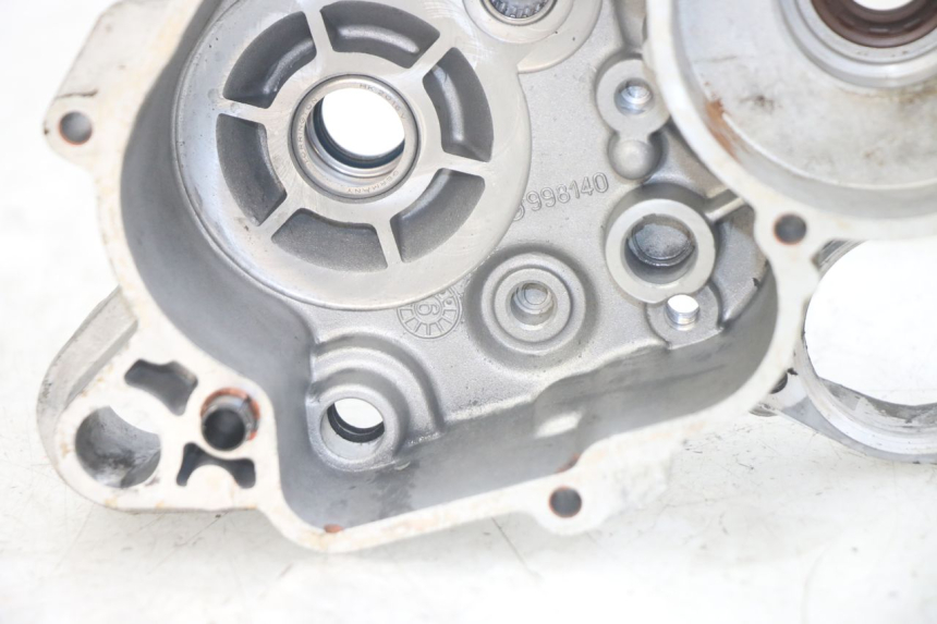 photo de CARTER IZQUIERDO DEL MOTOR GILERA RK 50 (1996 - 1999) - Marcados y referencias originales