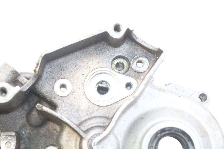 photo de CARTER IZQUIERDO DEL MOTOR GAS-GAS SM ROOKIE 50 (2001 - 2005) - Zoom sobre los componentes