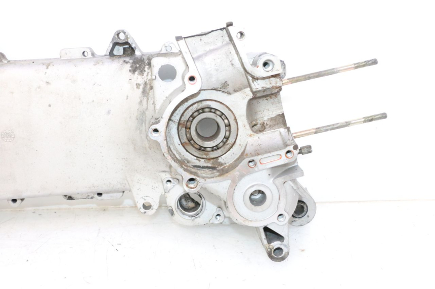 photo de CARTER IZQUIERDO APRILIA SR 2T 50 (2012 - 2017) - Primer plano técnico