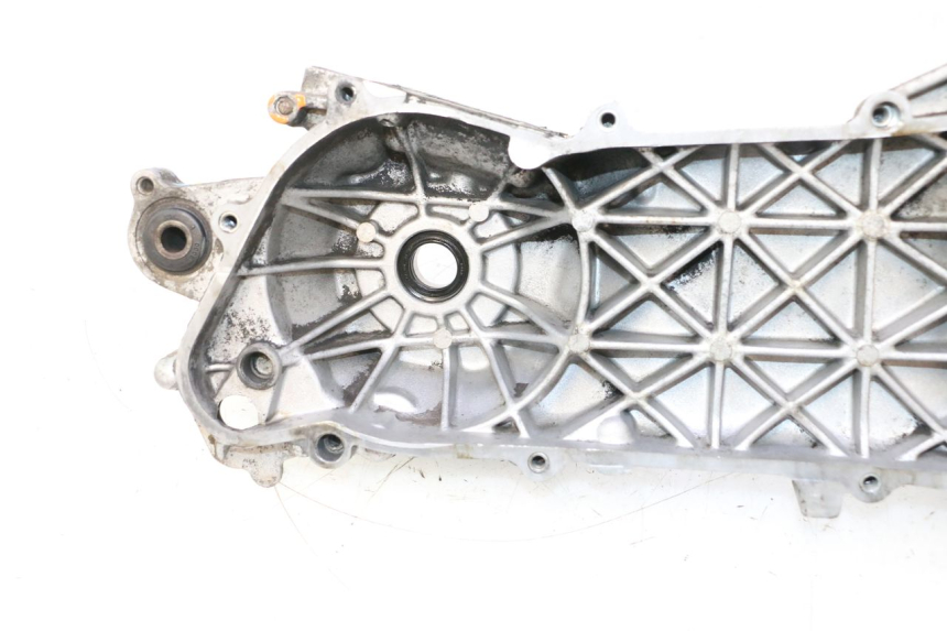 photo de CARTER IZQUIERDO PEUGEOT TREKKER 50 (1995 - 2004) - Características distintivas