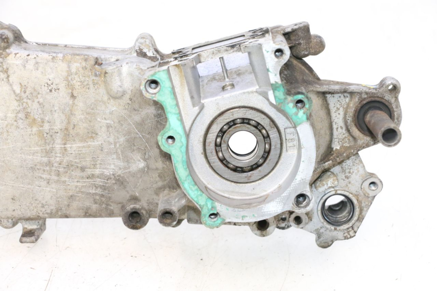 photo de CARTER IZQUIERDO PEUGEOT TREKKER 50 (1995 - 2004) - Otra perspectiva