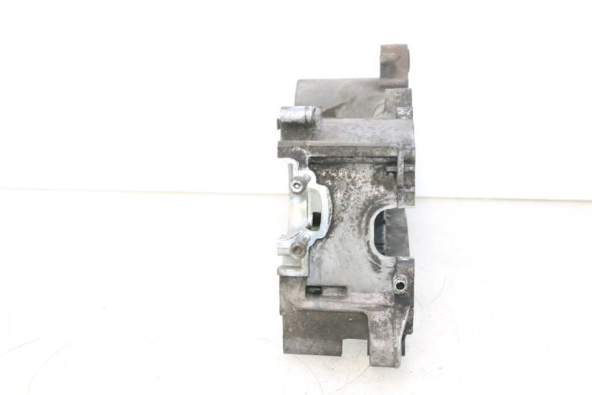 photo de CARTER IZQUIERDO DEL MOTOR PIAGGIO VESPA S 2T 50 (2007 - 2014) - Primer plano técnico