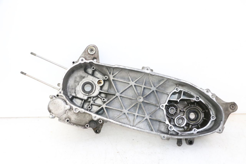 photo de CARTER IZQUIERDO YAMAHA X-MAX XMAX 125 (2010 - 2013) - Zoom sobre los componentes