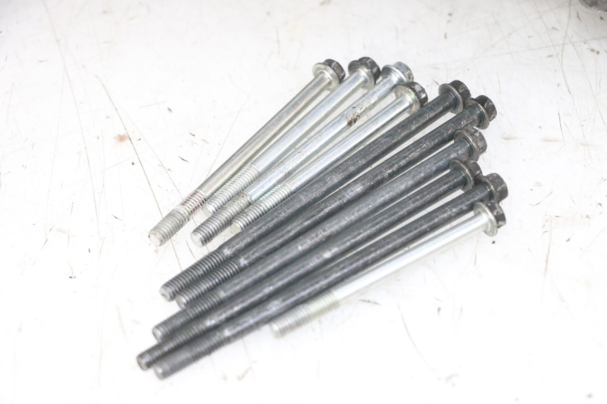 photo de CARTER IZQUIERDO YAMAHA X-MAX XMAX 125 (2010 - 2013) - Enfoque en la estructura