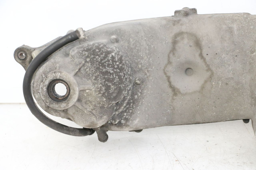 photo de CARTER IZQUIERDO YAMAHA X-MAX XMAX 125 (2010 - 2013) - Detalles de los puntos de fijación