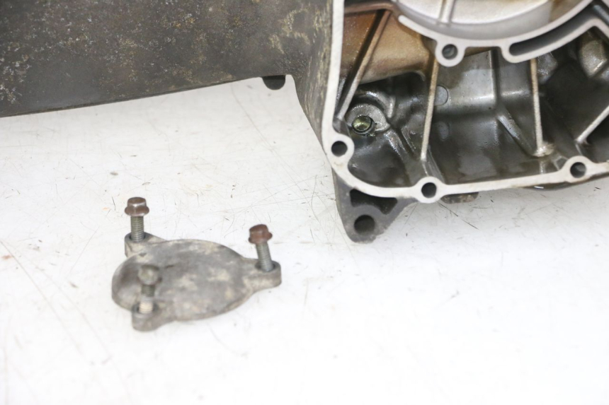 photo de CARTER IZQUIERDO YAMAHA XMAX X-MAX 125 (2006 - 2009) - Zoom sobre los componentes