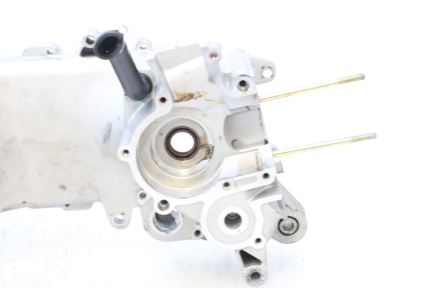 photo de CARTER IZQUIERDO PIAGGIO ZIP 2T 50 (2009 - 2019) - Vista general del producto