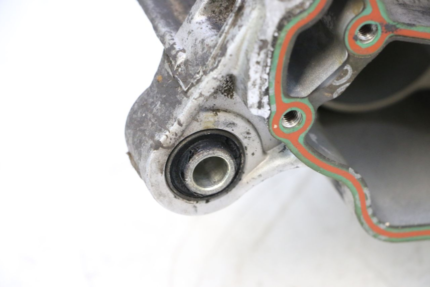 photo de CARTER IZQUIERDO PIAGGIO ZIP 4T 50 (2018 - 2020) - Zoom estado de uso