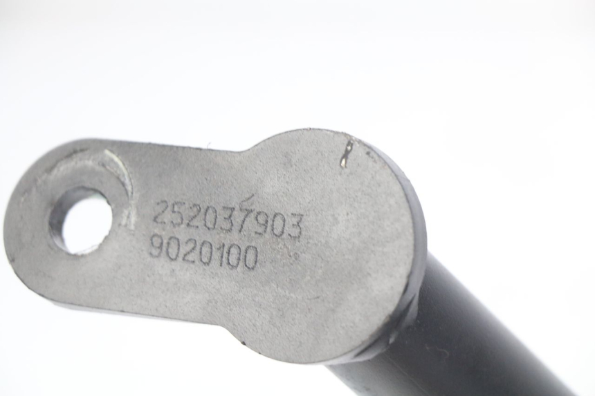 photo de CUBIERTA PROTECTORA DEL CILINDRO HONDA CB R 1000 (2018 - 2023) - Vista general del producto