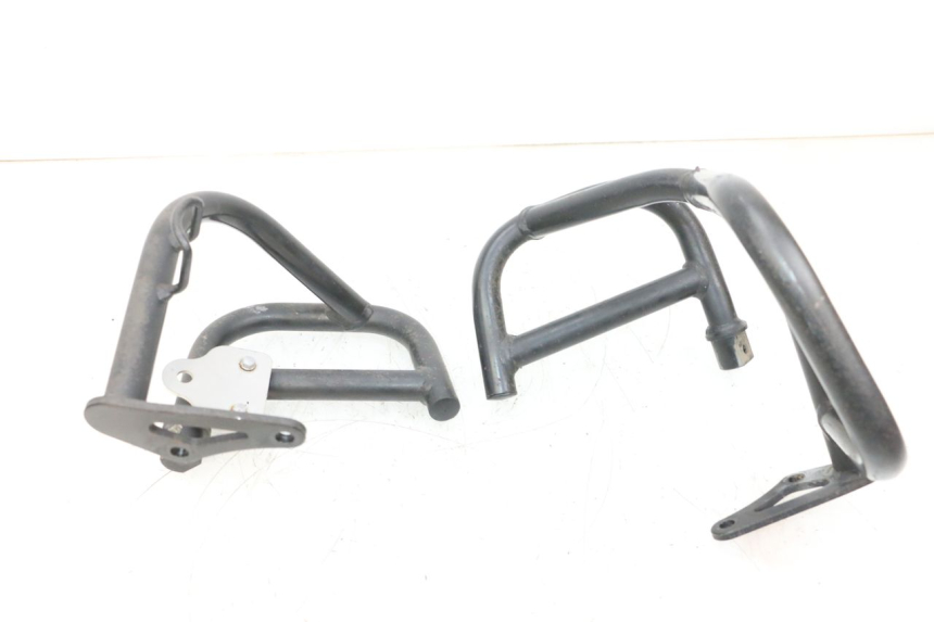 photo de CUBIERTA DEL CILINDRO YAMAHA FJR ABS 1300 (2006 - 2012) - Otra perspectiva