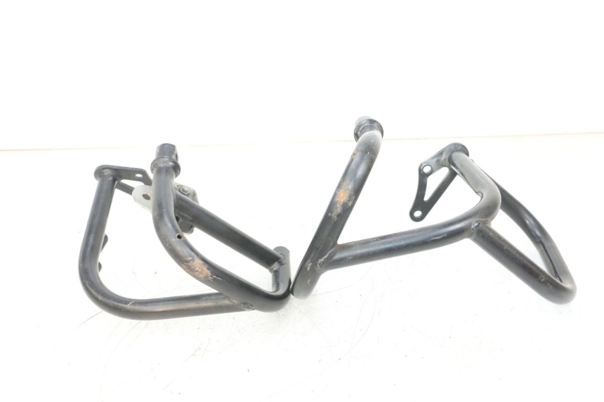 photo de CUBIERTA DEL CILINDRO YAMAHA FJR ABS 1300 (2006 - 2012) - Detalles de los puntos de fijación