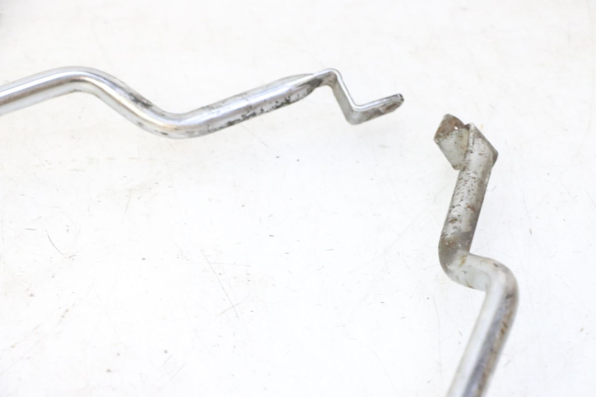 photo de PROTECTOR MOTOR PIAGGIO LIBERTY 125 (1998 - 2008) - Detalles de los puntos de fijación