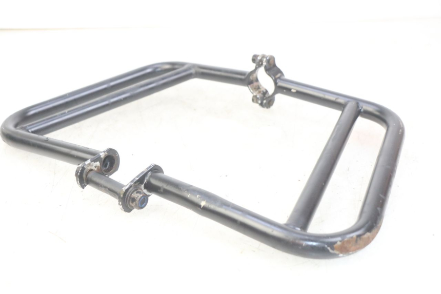 photo de PROTECTOR MOTOR YAMAHA SR 125 (1982 - 2003) - Primer plano técnico