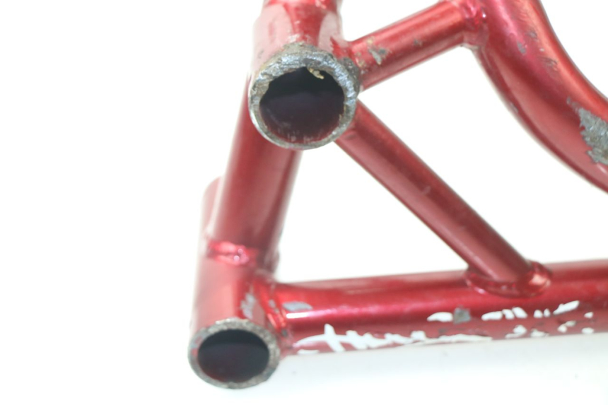 photo de PROTECTOR MOTOR KAWASAKI ZX-6R ZX6R 636 (2003 - 2004) - Detalles de los puntos de fijación