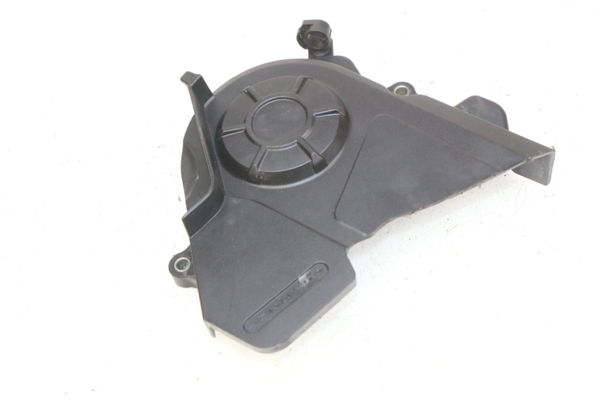 photo de CUBIERTA DEL PIÑÓN HONDA CB R 1000 (2018 - 2023) - Primer plano técnico