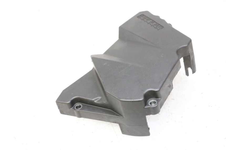 photo de TAPA PINON YAMAHA FZ6 FAZER S2 600 (2007 - 2011) - Primer plano técnico