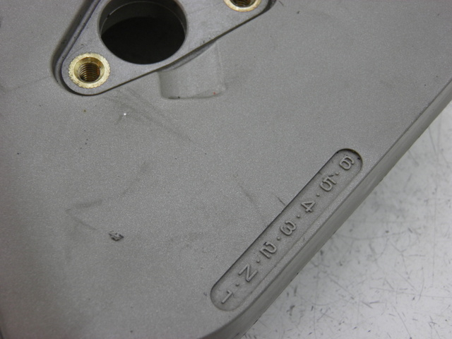 photo de TAPA PINON HONDA CB F HORNET 600 (1998 - 1999) - Otra perspectiva