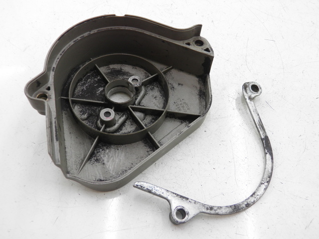 photo de TAPA PINON HONDA CB F HORNET 600 (1998 - 1999) - Primer plano técnico