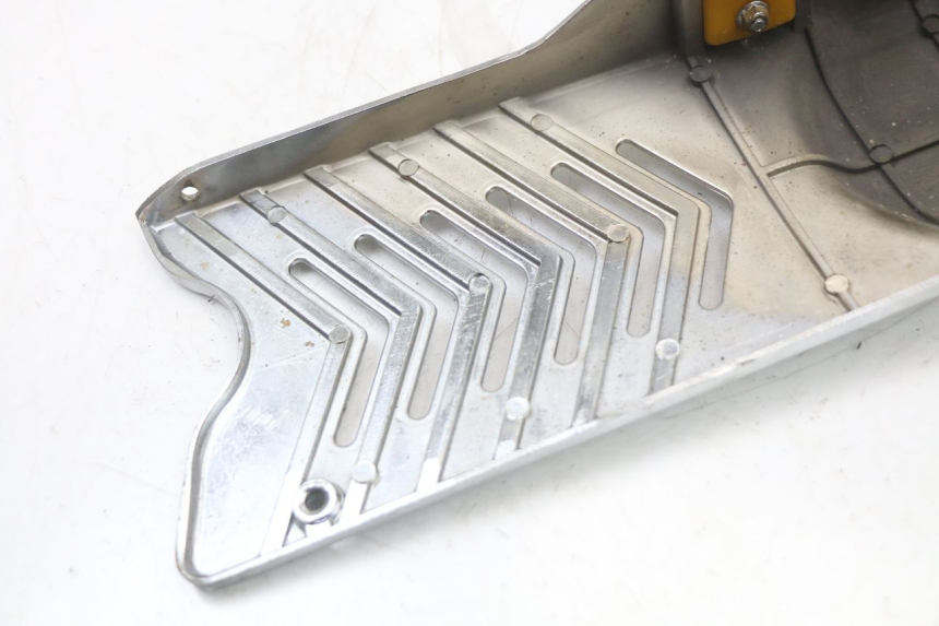 photo de TAPA PINON REGAL RAPTOR SPYDER 125 (2010 - 2018) - Detalles de los puntos de fijación