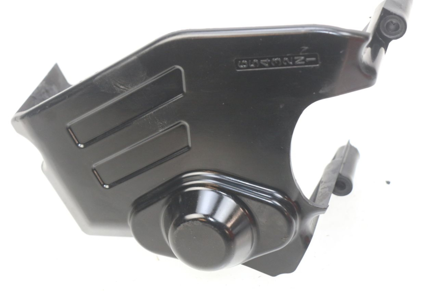 photo de CUBIERTA DEL PIÑÓN SUZUKI SV N 650 (1999 - 2002) - Otra perspectiva