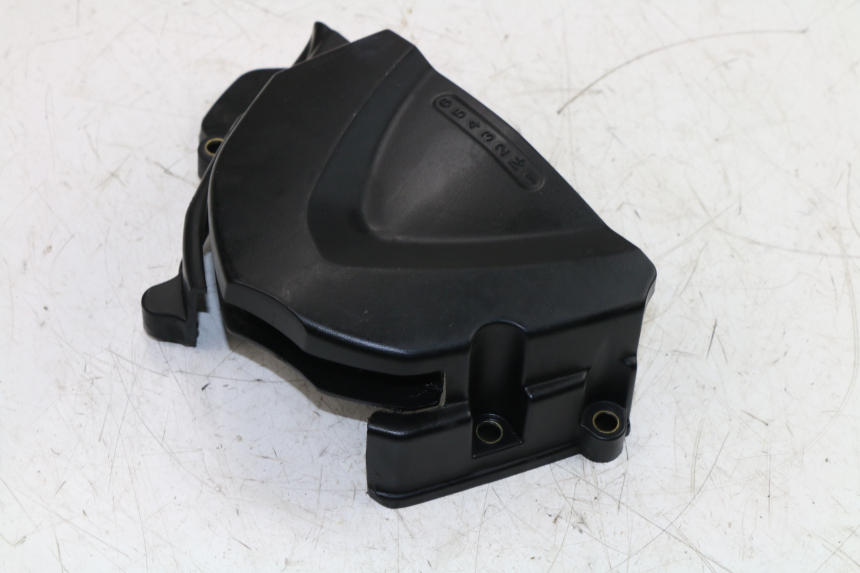 photo de TAPA PINON TRIUMPH STREET TRIPLE 675 (2007 - 2012) - Primer plano técnico