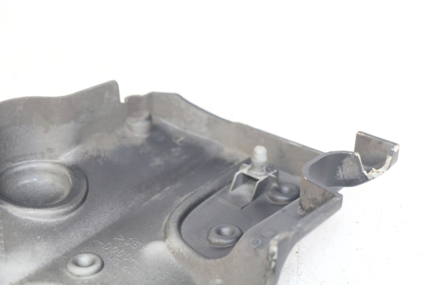 photo de CUBIERTA DEL PIÑÓN DAELIM VL DAYSTAR 125 (2000 - 2011) - Detalle de la pieza