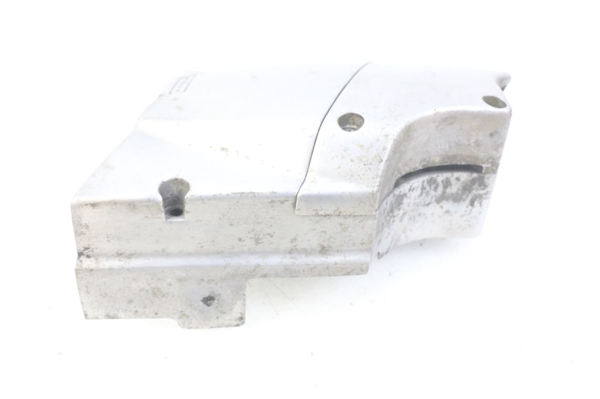 photo de CUBIERTA DEL PIÑÓN KAWASAKI ZEPHYR 1100 ( - 1995) - Detalles de los puntos de fijación