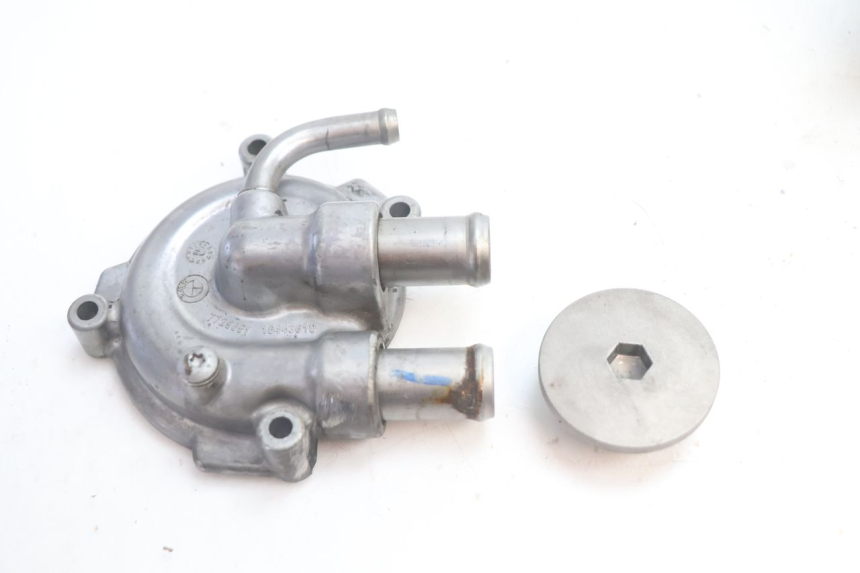 photo de TAPA BOMBA AGUA BMW C SPORT 650 (2015 - 2021) - Primer plano técnico