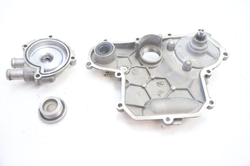 photo de TAPA BOMBA AGUA BMW C SPORT 650 (2015 - 2021) - Recambio usado revisado
