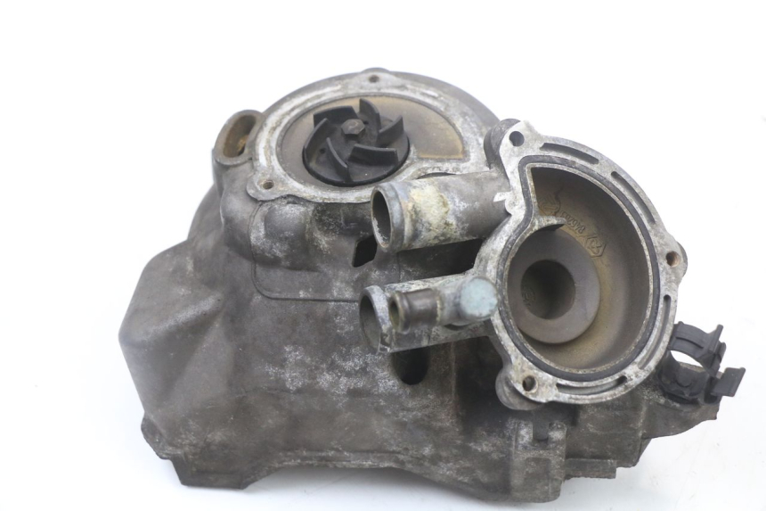 photo de TAPA BOMBA AGUA PIAGGIO MP3 125 (2006 - 2014) - Vista general del producto