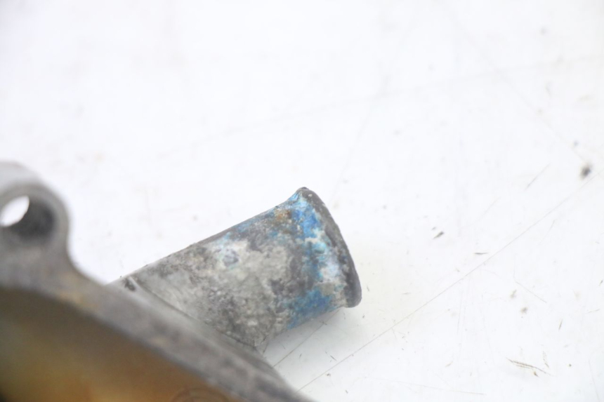 photo de TAPA BOMBA AGUA DERBI SENDA SM DRD 50 (2008 - 2013) - Detalles de los puntos de fijación